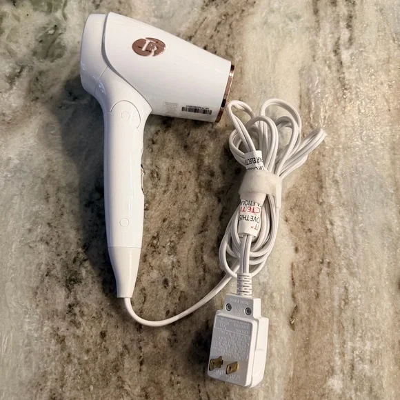 T3 Travel Size Hair Dryer - Picture 1 of 12